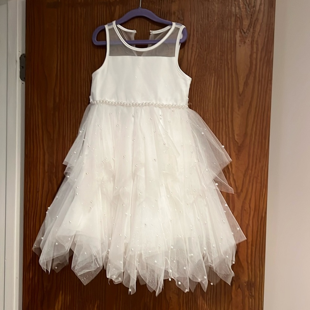 Beautiful white dress with beads on bottom, worn only once, size 4 toddler